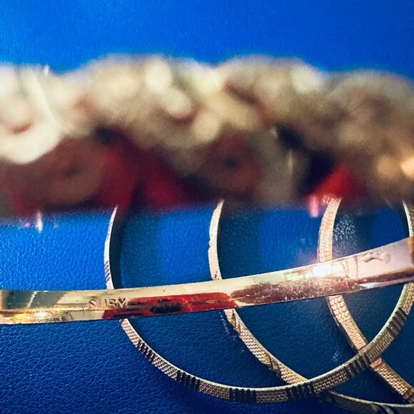 22CT Set of 5 Gold-Tone Textured Bangle Bracelets - Stamped - Picture 3 of 6